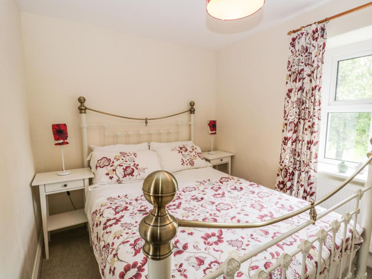 Mulberry Cottage Грейндж-овер-Сандс Экстерьер фото